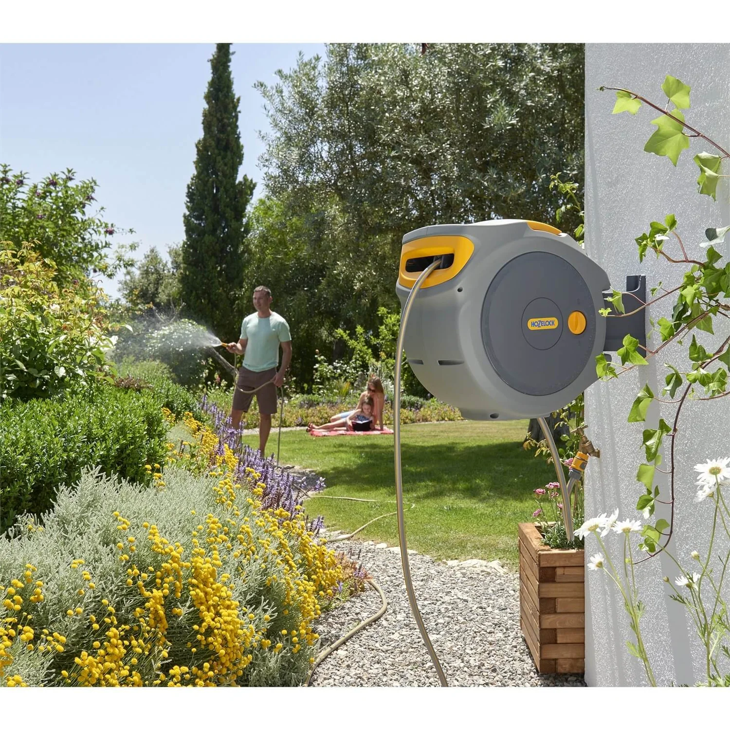 Hozelock Garden Auto Reel With 20m Hose 2 Hozelock Garden Auto Reel With 20m Hose - Image 2