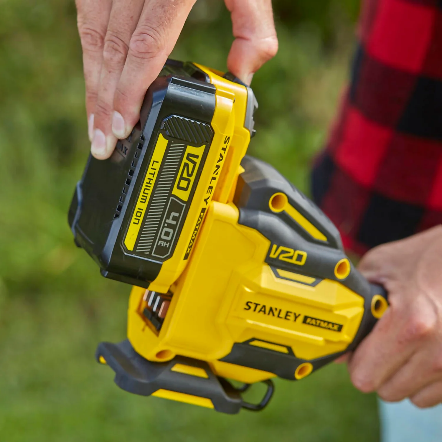 STANLEY FATMAX V20 18V Cordless 33Cm String Trimmer With Brushless Motor (Sfmcstb933M-Gb) 6 STANLEY FATMAX V20 18V Cordless 33Cm String Trimmer With Brushless Motor (Sfmcstb933M-Gb) - Image 6