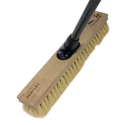 Charles Bentley Charnwood Dual Fill Wooden Broom - 450mm 5 Charles Bentley Charnwood Dual Fill Wooden Broom - 450mm -Garden Haven Shop 12890896 8764896730090512