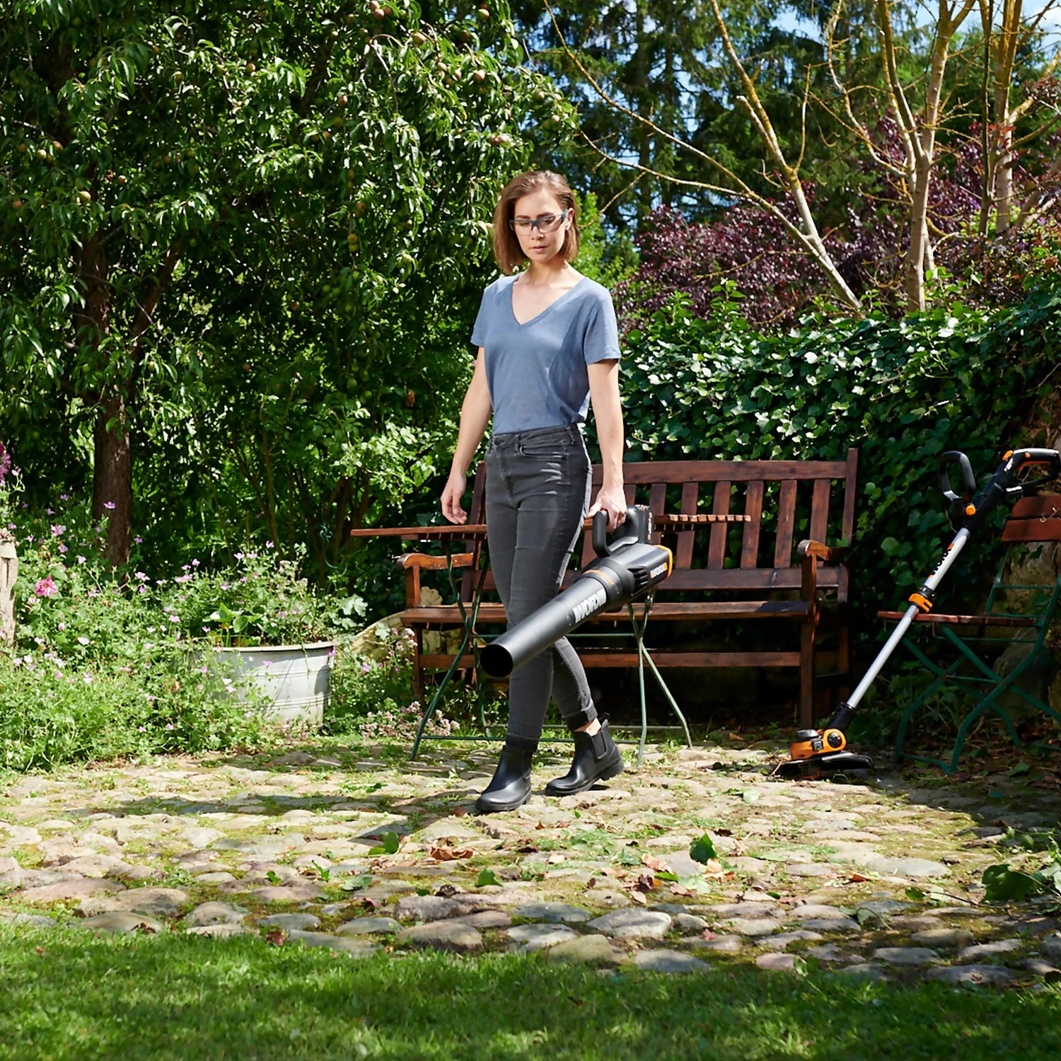 Worx WG547E Turbine 20V 2.0Ah Cordless Garden Blower 3 Worx WG547E Turbine 20V 2.0Ah Cordless Garden Blower - Image 3