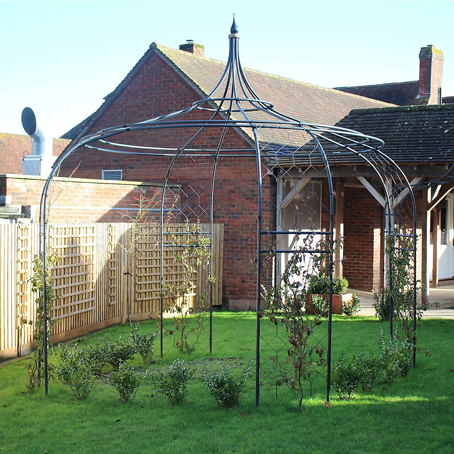 Agriframes Gothic Gazebo - (H)2.5 X (Diameter)1.5 M - Black 2 Agriframes Gothic Gazebo - (H)2.5 X (Diameter)1.5 M - Black - Image 2